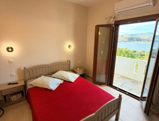 Akrogiali Rooms and Studios 6